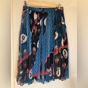 New silky size 16 pleated circle skirt